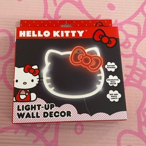 HELLO KITTY LIGHT UP WALL DECOR ❤